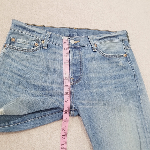 Vintage Levi’s 501 Button Fly Jeans Unisex Size 32x32 Light Wash 100% Cotton - Picture 8 of 13